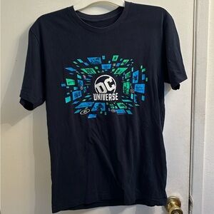 2018 DC Comics Universe San Diego Comic Con Promo Shirt, Medium, WB